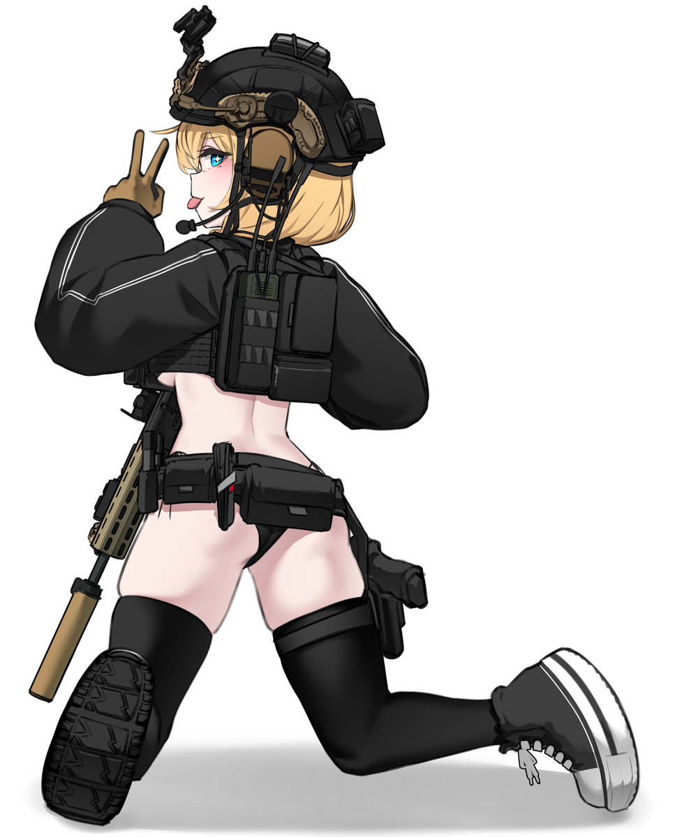 This is a pixiv picture whose title is TAC-GIRL! 😎.