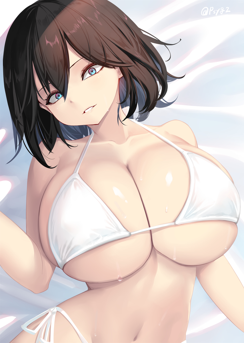 This is a pixiv picture whose title is 白ビキニ三白眼.