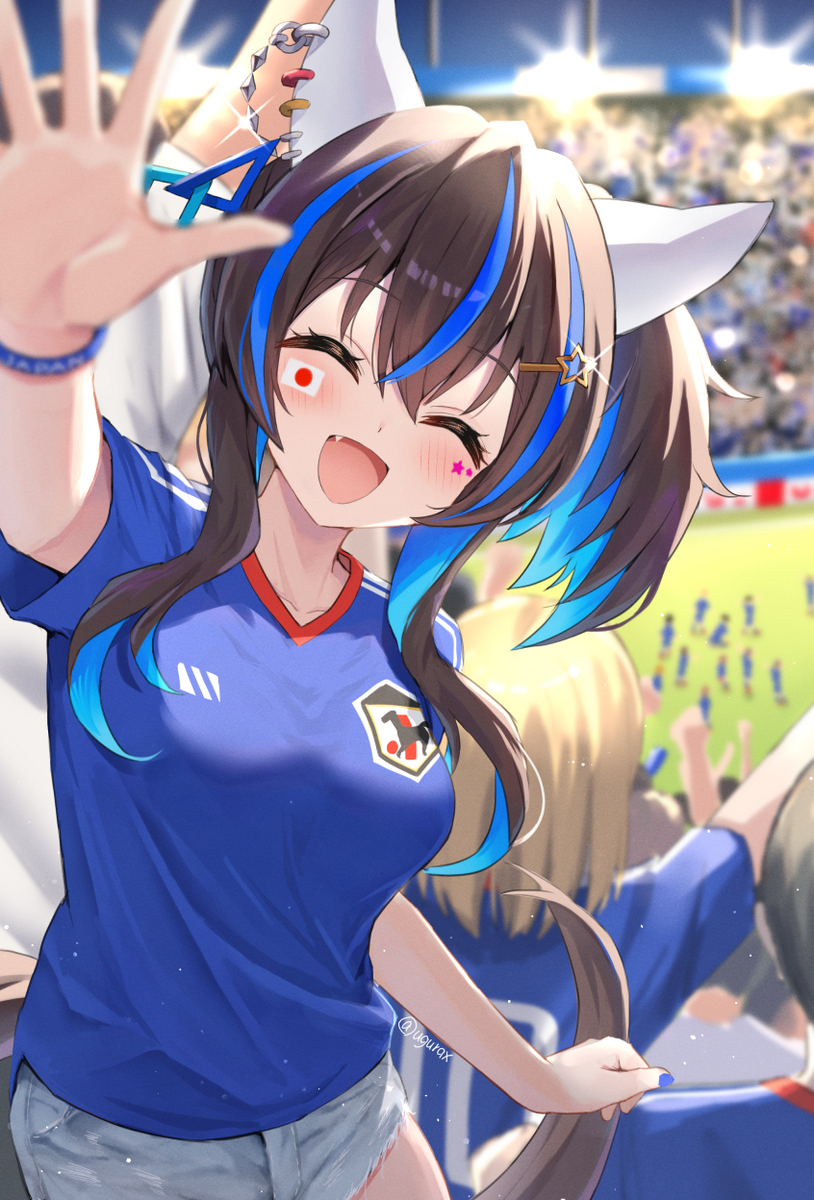 This is a pixiv picture whose title is となりのギャルとハイタッチ.