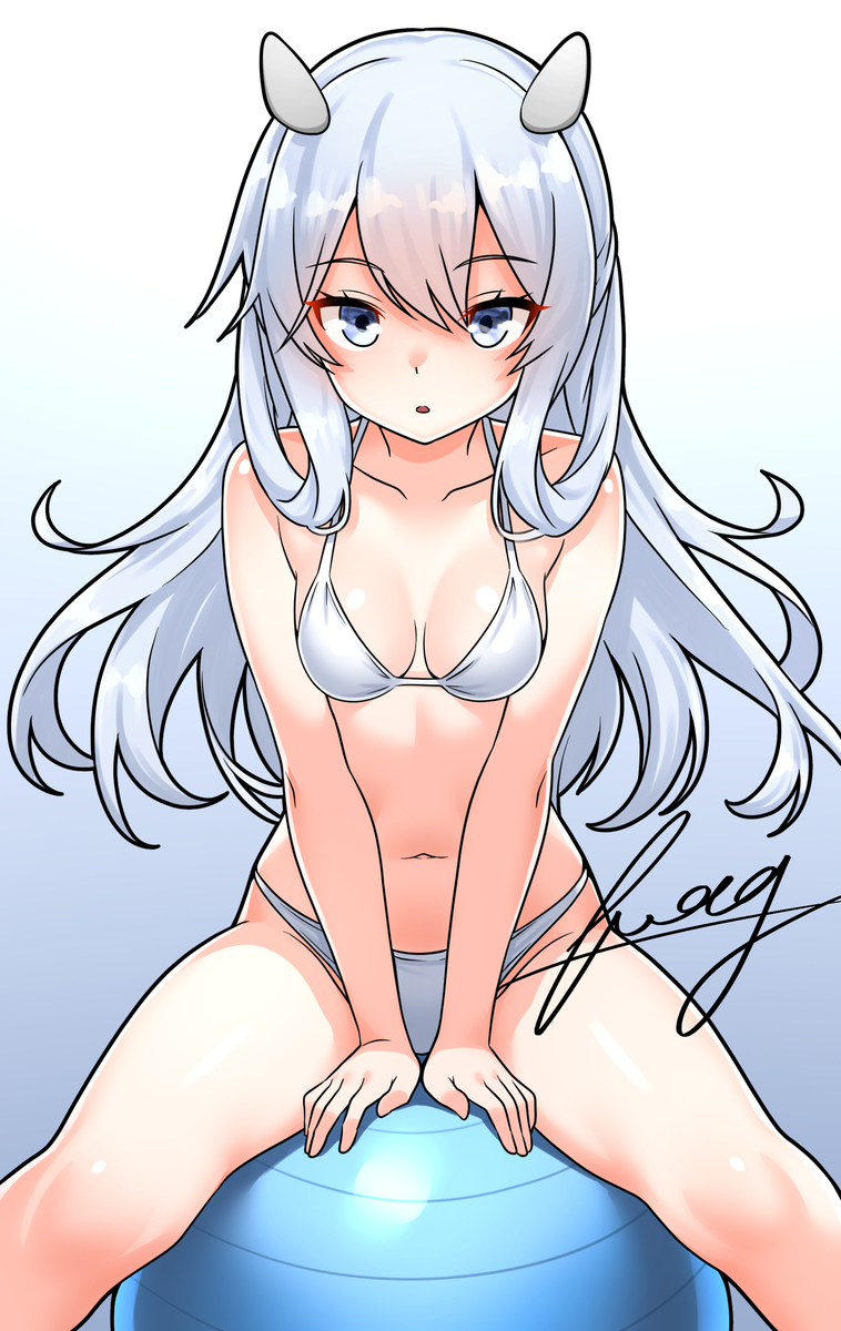 This is a pixiv picture whose title is バランスボール戯れふーみぃ.