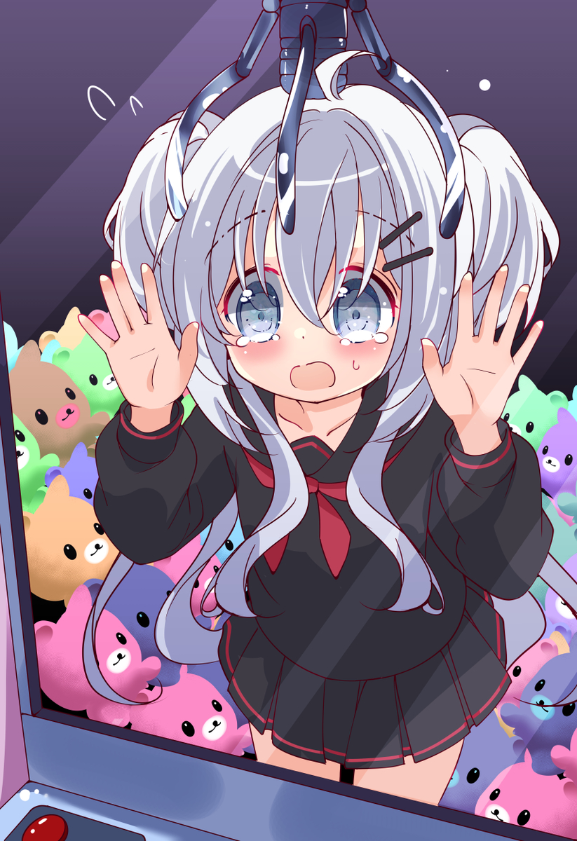 This is a pixiv picture whose title is 【リクエスト】クレーンゲームの中に閉じ込められてしまったSIAN.