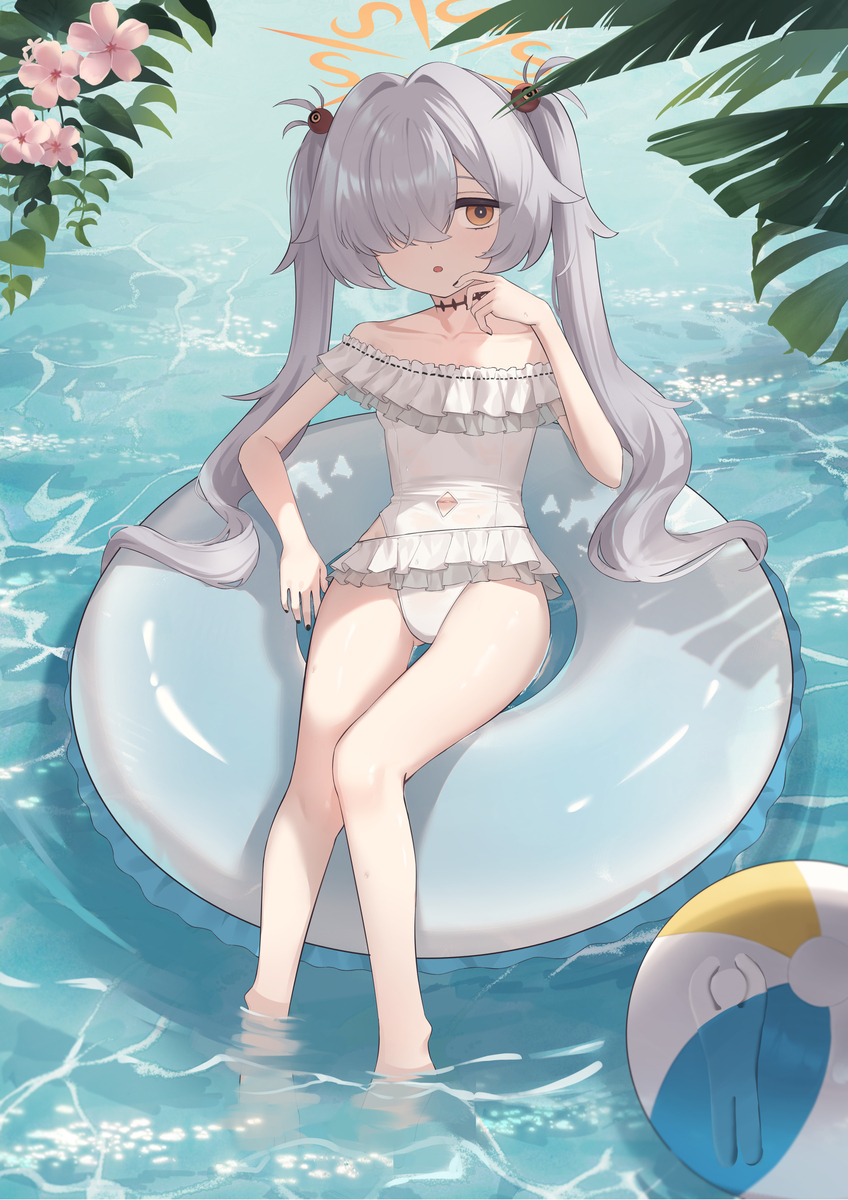 This is a pixiv picture whose title is 水着カノエ.