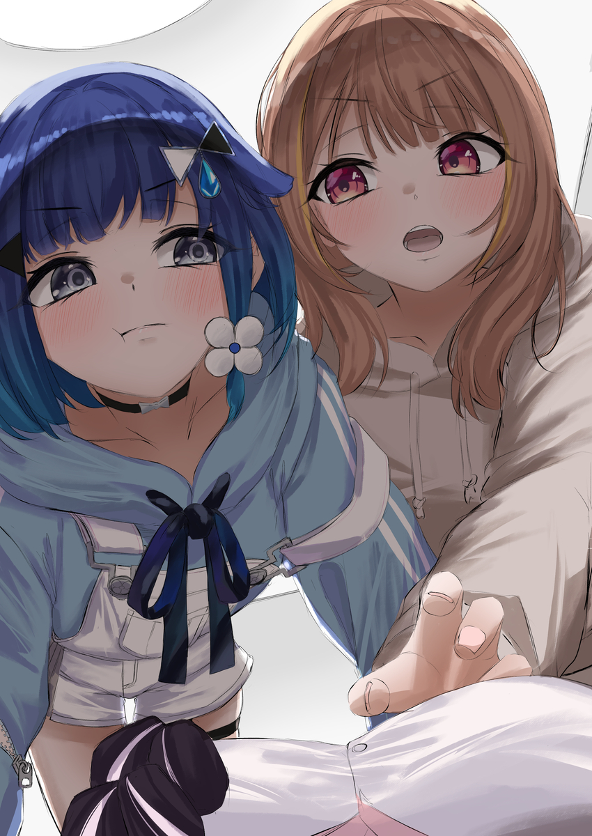 This is a pixiv picture whose title is 先輩の取り合い.