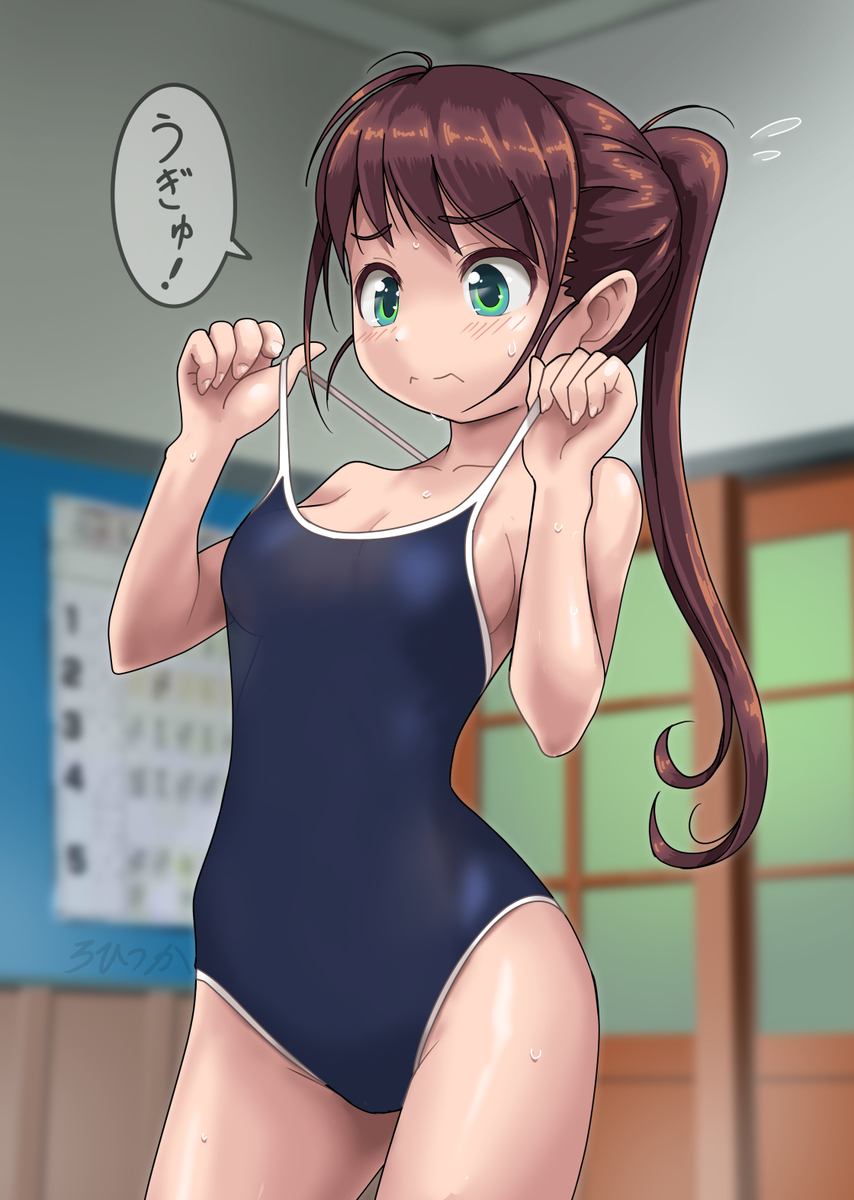 This is a pixiv picture whose title is 去年着てた水着がキツい.
