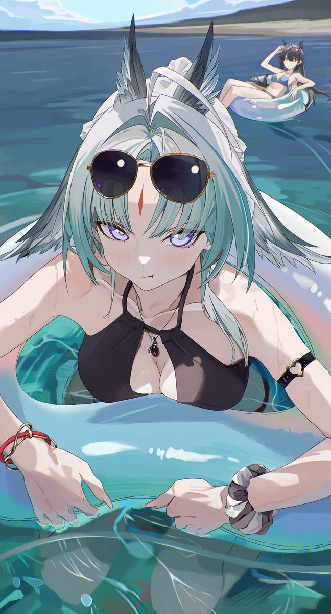 This is a pixiv picture whose title is 诀泳装.
