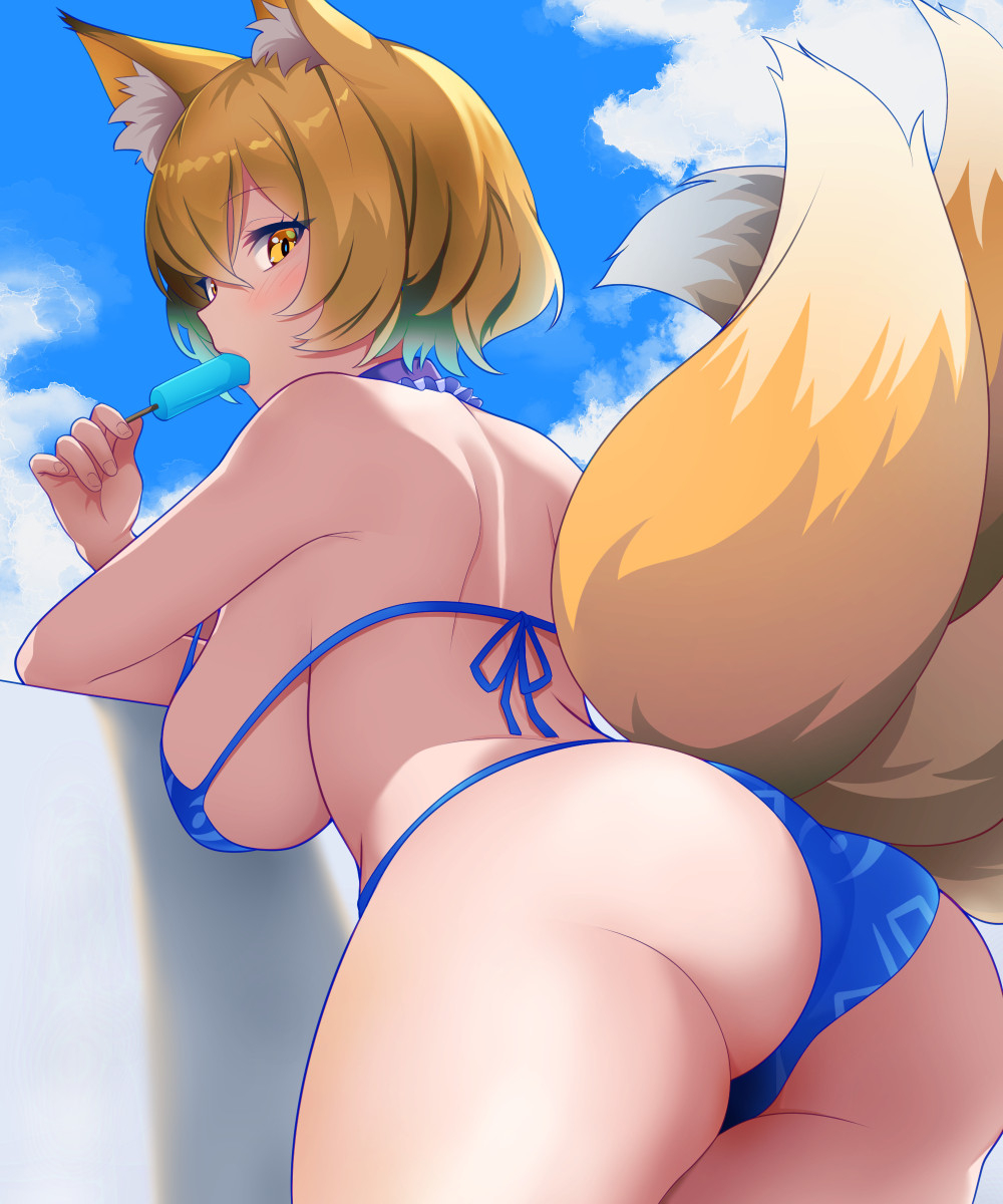 This is a pixiv picture whose title is 盛夏九尾納涼図.