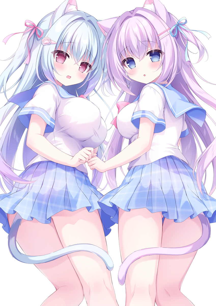 This is a pixiv picture whose title is しっぽ🐾🐾.