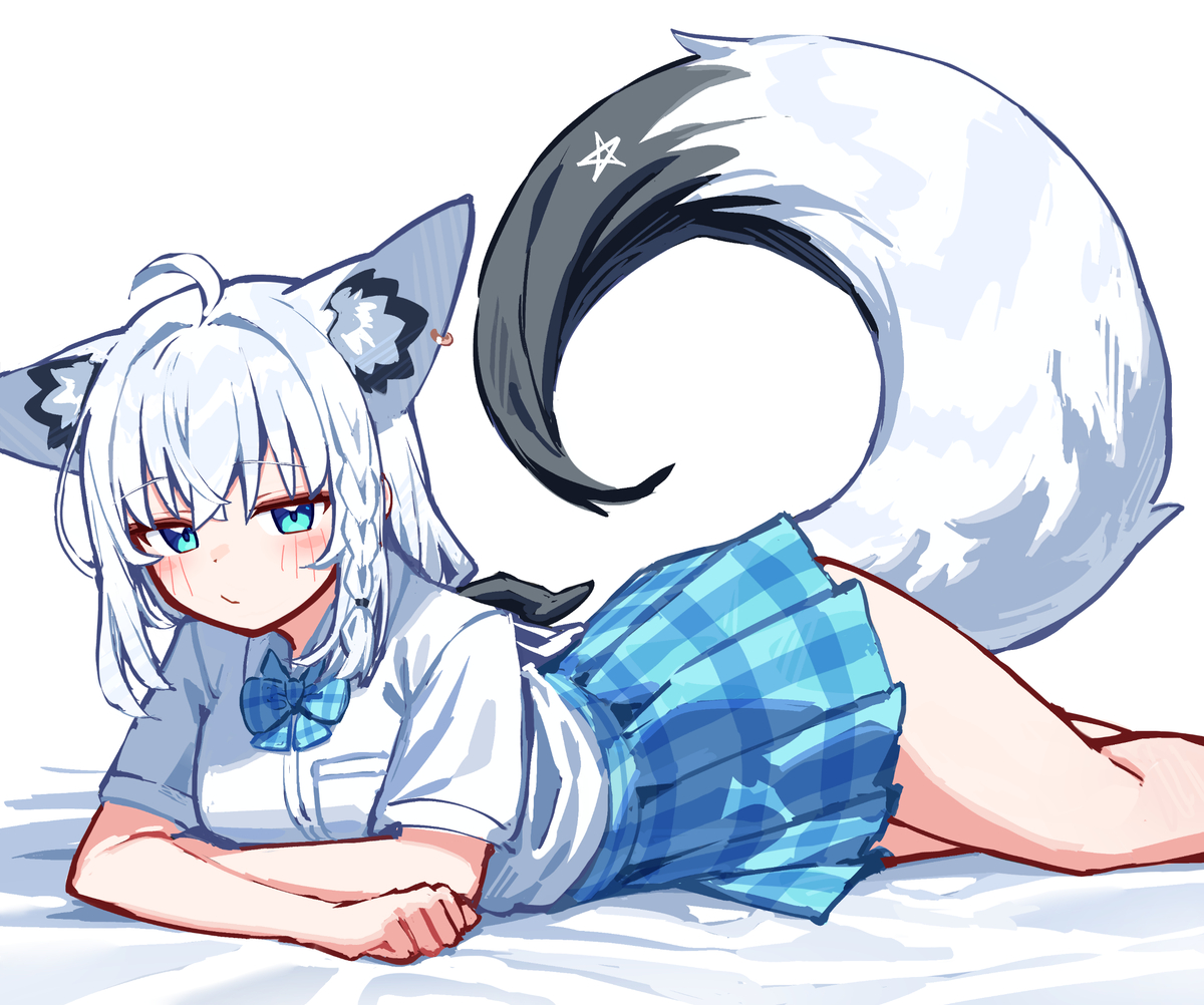 This is a pixiv picture whose title is 制服フブちゃん.