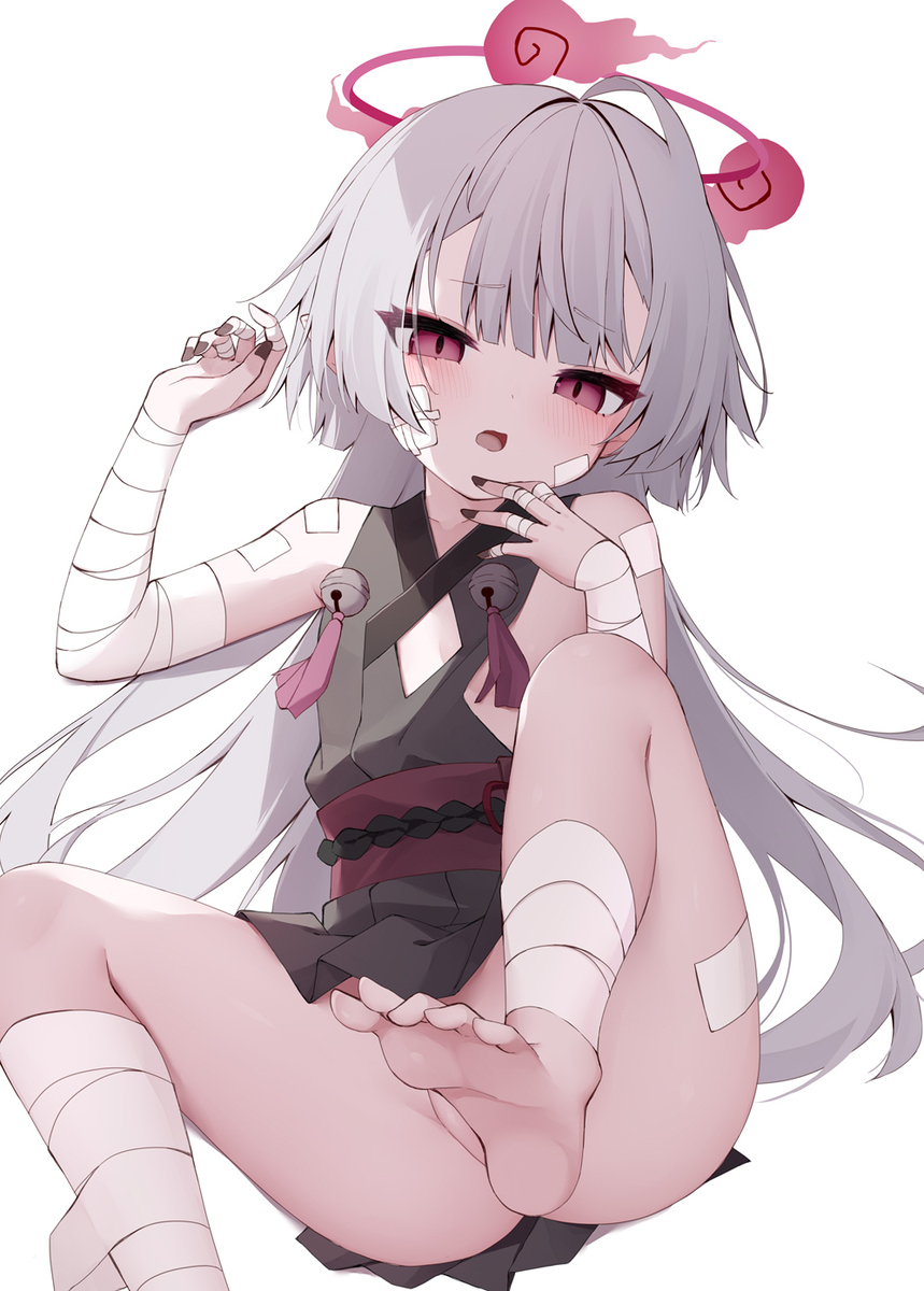 This is a pixiv picture whose title is 夏コミ新刊表紙シュロちゃん.