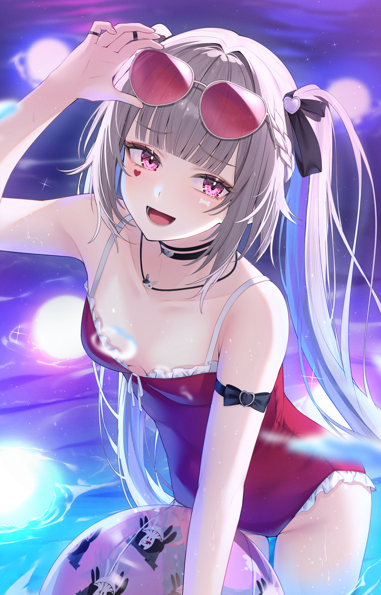 This is a pixiv picture whose title is 水着火花.