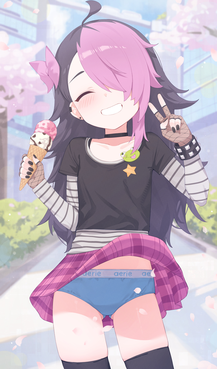 This is a pixiv picture whose title is commission.