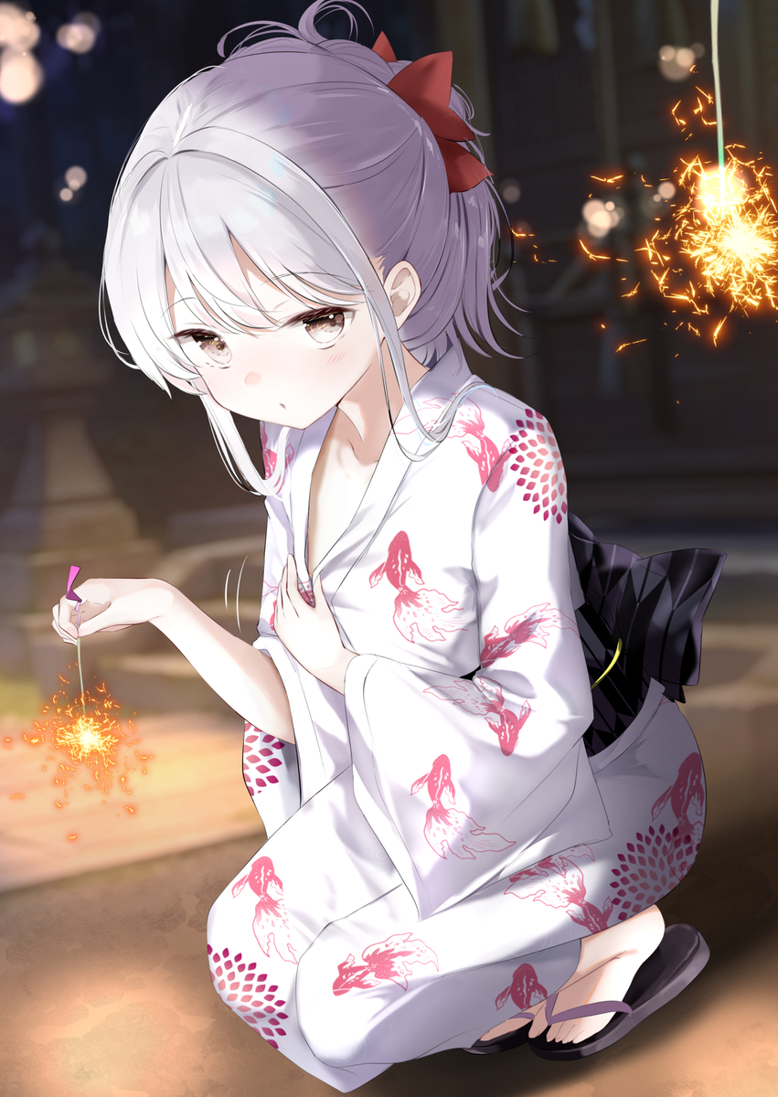 This is a pixiv picture whose title is 「衿がはだけてる？…もうどこ見てるんですか」＋ミニスカ和服.