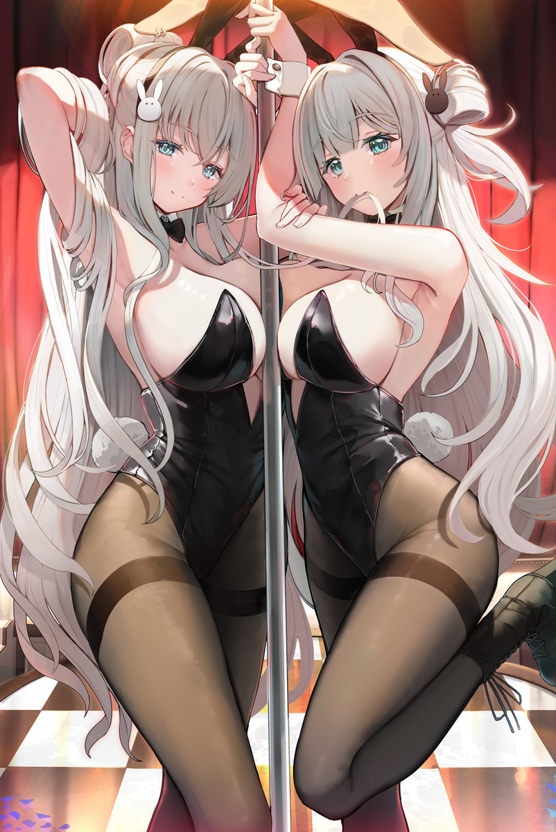 This is a pixiv picture whose title is いつぞやの表紙サーニャ、アーニャ.