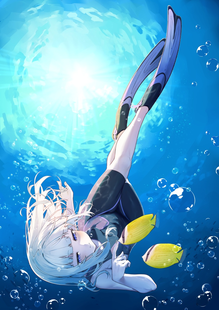 This is a pixiv picture whose title is 素潜りでお魚さんたちと.