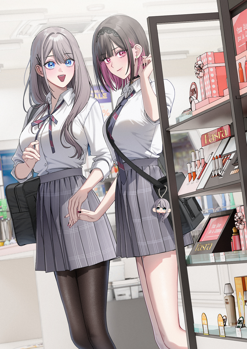 This is a pixiv picture whose title is 小情侣逛化妆品店.