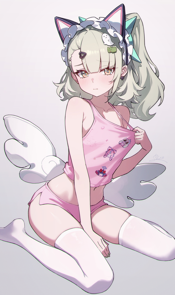 This is a pixiv picture whose title is 千夏の新衣装.