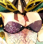 茜