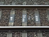 478