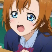 秋日ほゆな