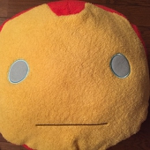 てる