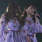 萌山由依