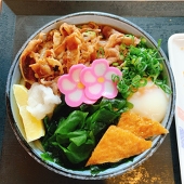 シーナ