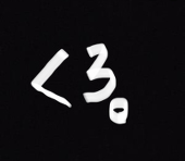 くろ。